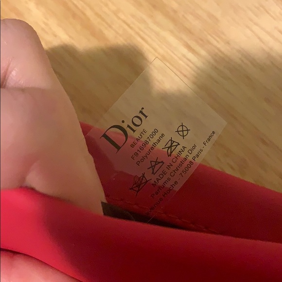 ❌SOLD❌Dior red mini hand bag - Picture 6 of 9